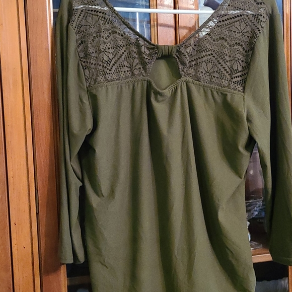 Ladies 3 quarter length sleeve top - Picture 4 of 4